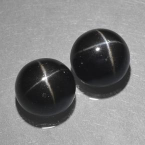 Achetez naturel 10,09ct noir diopside étoilé gems, coupe roude, en provenance inde chez gemselect. en stock, livraison internationale!