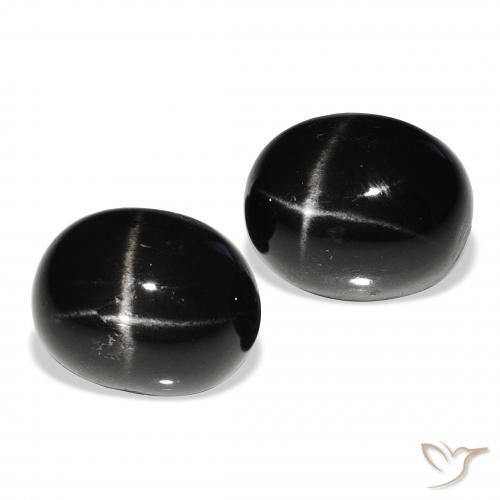 Shop natural 12.53ct Noire Diopside étoilé gems, ovale, from Inde at GemSelect. In stock, global shipping!
