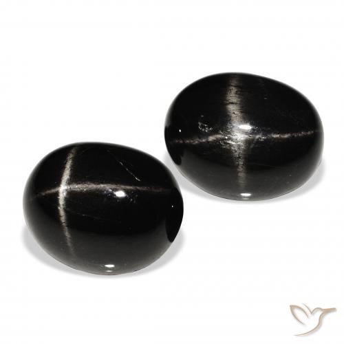 Shop natural 8.47ct Noire Diopside étoilé gems, ovale, from Inde at GemSelect. In stock, global shipping!