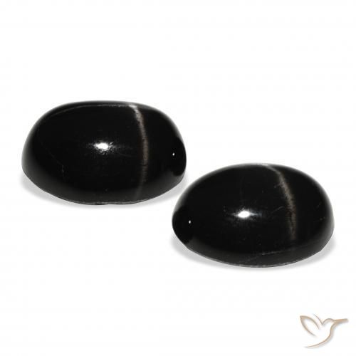 Shop natural 8.10ct Noire Diopside étoilé gems, ovale, from Inde at GemSelect. In stock, global shipping!