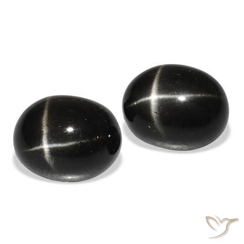 Shop natural 12.31ct Noire Diopside étoilé gems, ovale, from Inde at GemSelect. In stock, global shipping!