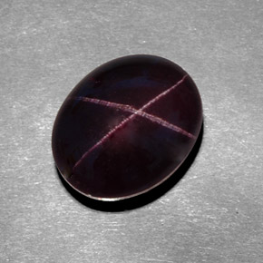 Grenat étoilé rouge naturelle coupe ovale, 12,20 ct, opaque