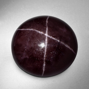 Grenat étoilé rouge naturelle coupe roude, 49,69 ct, opaque