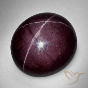 Grenat étoilé Rouge foncé naturelle ovale, 57.41 ct, Opaque