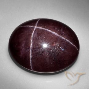 Grenat étoilé Rouge acajou naturelle ovale, 57.48 ct, Opaque