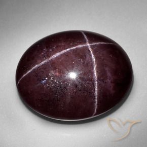 Grenat étoilé Rouge acajou naturelle ovale, 57.48 ct, Opaque