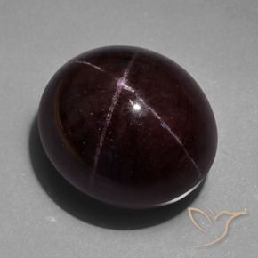 Grenat étoilé Rouge foncé naturelle ovale, 97.90 ct, Opaque