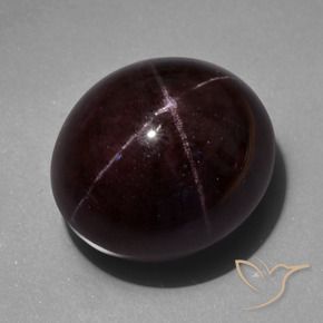 Grenat étoilé Rouge foncé naturelle ovale, 97.90 ct, Opaque