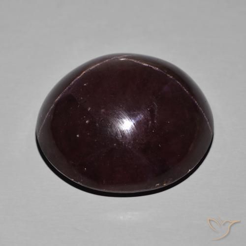 Grenat étoilé Rouge foncé naturelle ovale, 63.29 ct, Opaque