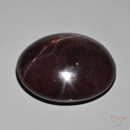 Grenat étoilé Rouge foncé naturelle ovale, 72.40 ct, Opaque
