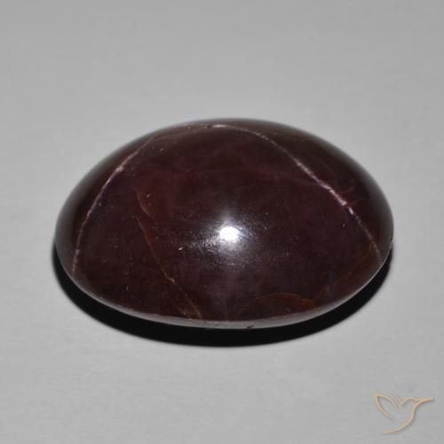 Grenat étoilé Rouge foncé naturelle ovale, 66.96 ct, Opaque