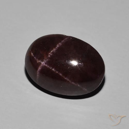 Grenat étoilé Rouge acajou naturelle ovale, 11.27 ct, Opaque