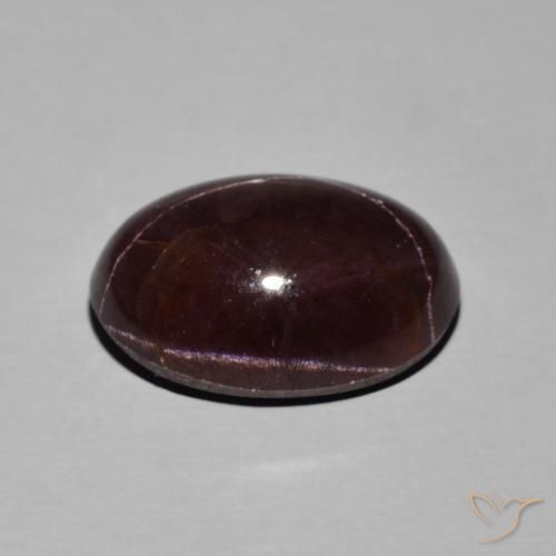 Grenat étoilé rouge naturelle coupe ovale, 13,88 ct, opaque