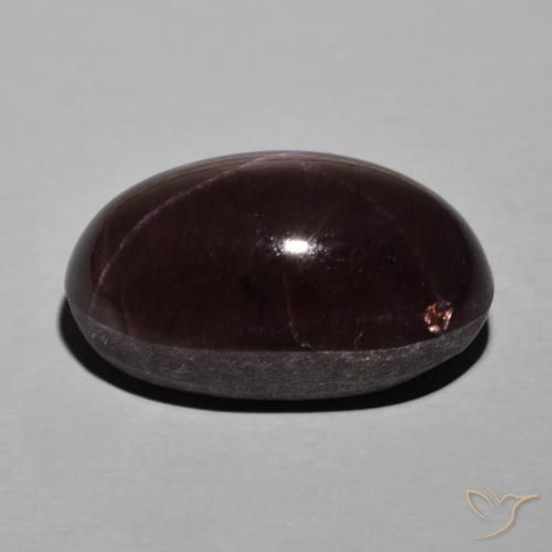 Grenat étoilé Rouge acajou naturelle ovale, 28.69 ct, Opaque
