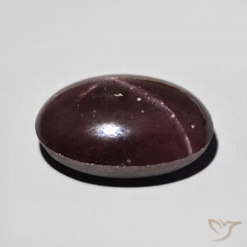 Grenat étoilé Rouge foncé naturelle ovale, 15.62 ct, Opaque