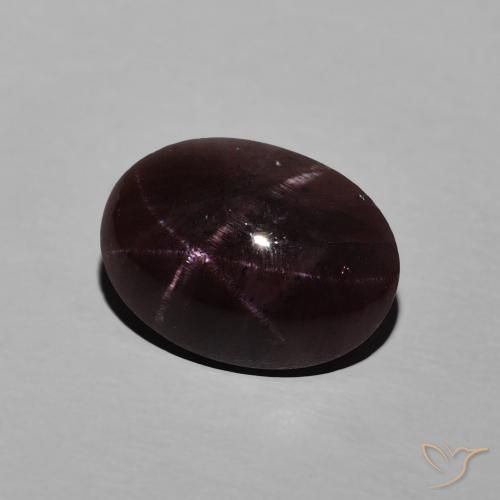 Grenat étoilé Rouge foncé naturelle ovale, 6.07 ct, Opaque