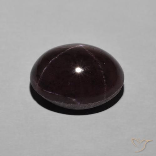 Grenat étoilé rouge naturelle coupe ovale, 7,65 ct, opaque