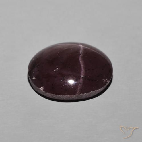 Grenat étoilé Rouge foncé naturelle ovale, 6.74 ct, Opaque