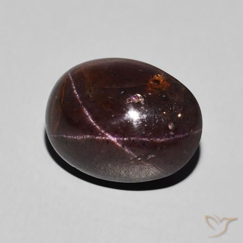 Grenat étoilé Rouge foncé naturelle ovale, 7.28 ct, Opaque