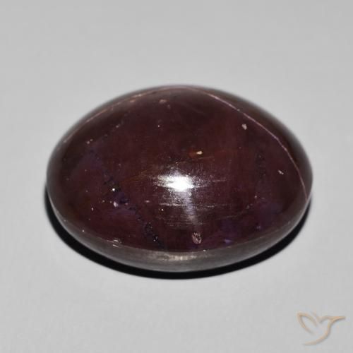 Grenat étoilé Rouge foncé naturelle ovale, 62.94 ct, Opaque