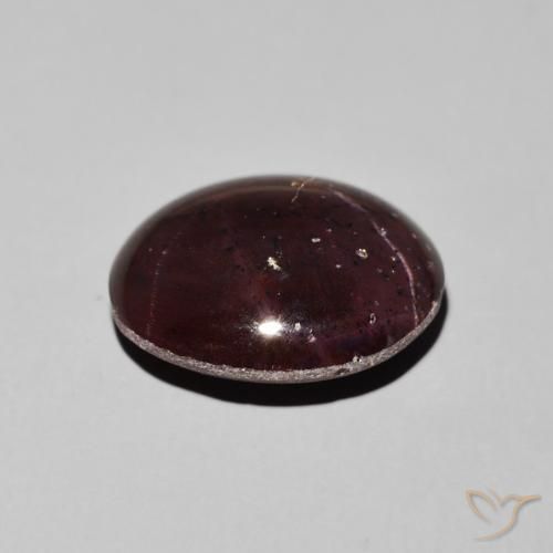 Grenat étoilé Rouge acajou naturelle ovale, 11.81 ct, Opaque