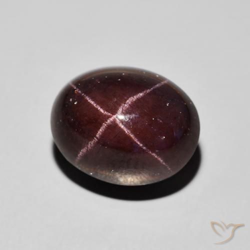 Grenat étoilé Rouge foncé naturelle ovale, 13.49 ct, Opaque
