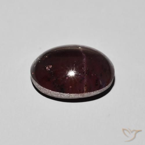 Grenat étoilé Rouge acajou naturelle ovale, 9.87 ct, Opaque