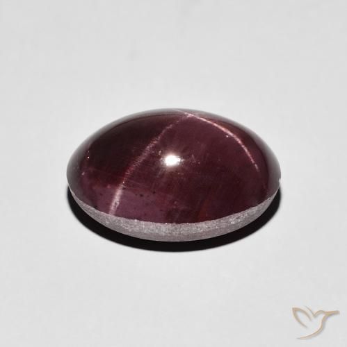 Grenat étoilé Rouge acajou naturelle ovale, 8.11 ct, Opaque