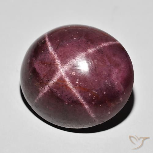 Grenat étoilé Rouge acajou naturelle ovale, 63.04 ct, Opaque