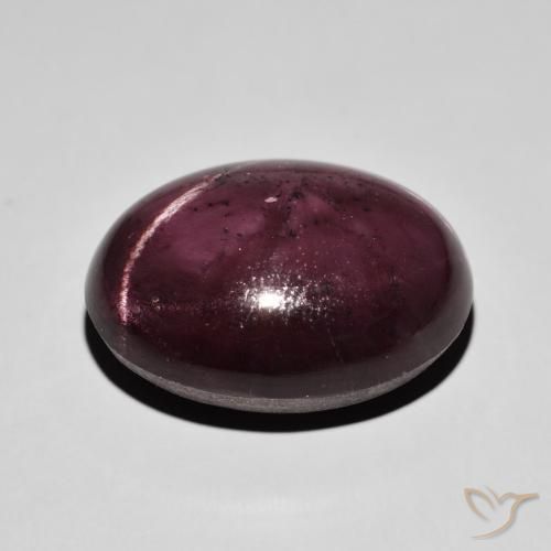 Grenat étoilé Rouge foncé naturelle ovale, 37.81 ct, Opaque