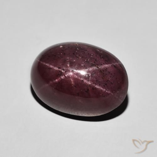 Grenat étoilé Rouge foncé naturelle ovale, 16.07 ct, Opaque
