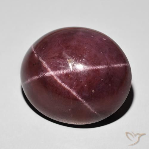 Grenat étoilé Rouge acajou naturelle ovale, 76.64 ct, Opaque