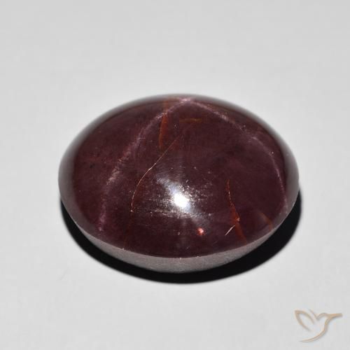 Grenat étoilé Rouge acajou naturelle ovale, 29.61 ct, Opaque