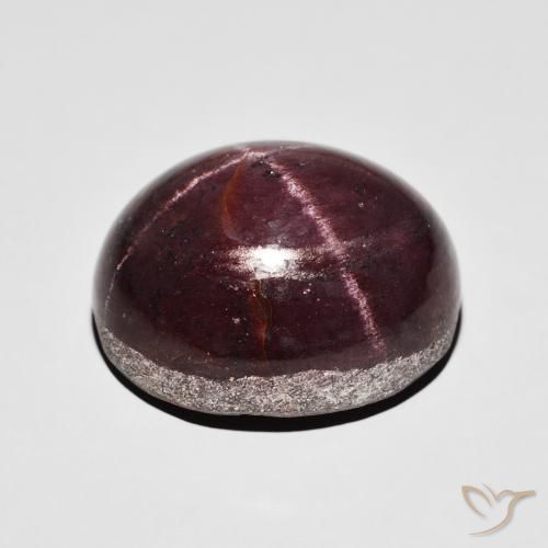 Grenat étoilé Rouge foncé naturelle ovale, 37.00 ct, Opaque