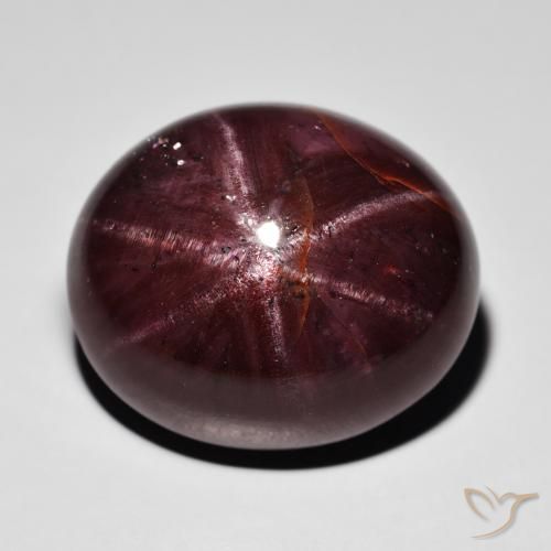 Grenat étoilé Rouge foncé naturelle ovale, 39.09 ct, Opaque