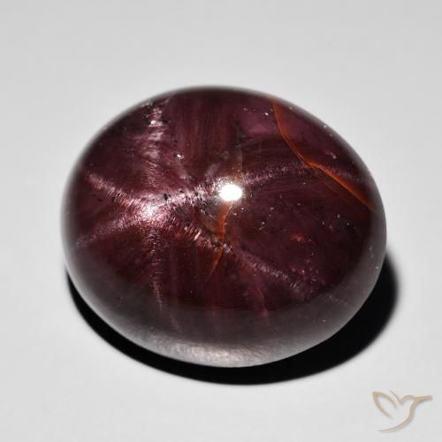 Grenat étoilé Rouge foncé naturelle ovale, 39.09 ct, Opaque
