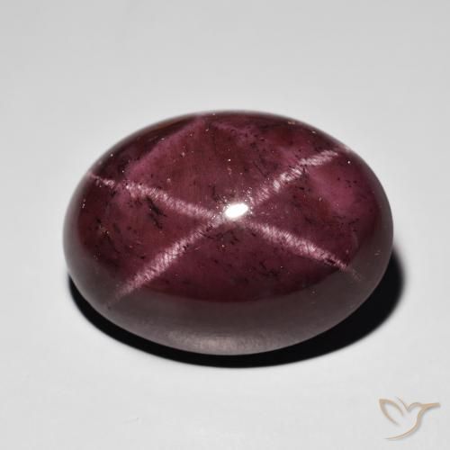47.43ct Naturel Rouge acajou Grenat étoilé, ovale, Opaque