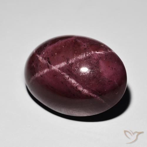 Grenat étoilé Rouge acajou naturelle ovale, 47.43 ct, Opaque
