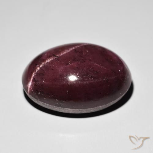 Grenat étoilé Rouge acajou naturelle ovale, 47.43 ct, Opaque
