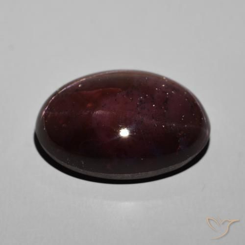 Grenat étoilé Rouge foncé naturelle ovale, 45.48 ct, Opaque