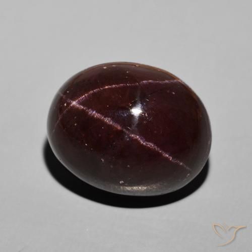 Grenat étoilé Rouge foncé naturelle ovale, 30.58 ct, Opaque