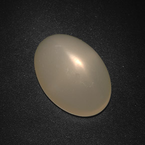 Pierre de lune étoilée crème naturelle transparent, 12,67 ct, transparent / translucide