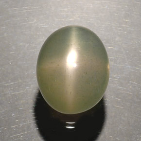 Pierre de lune étoilée vert naturelle transparent, 5,17 ct, transparent / translucide