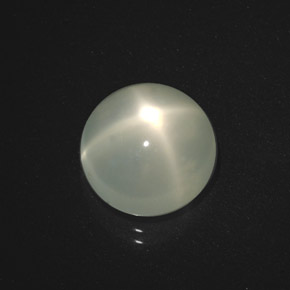 Pierre de lune étoilée crème naturelle coupe roude, 5,20 ct, translucide