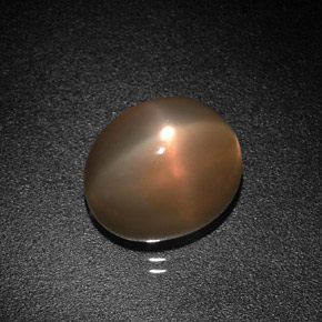 Pierre de lune étoilée orange naturelle coupe ovale, 4,98 ct, translucide