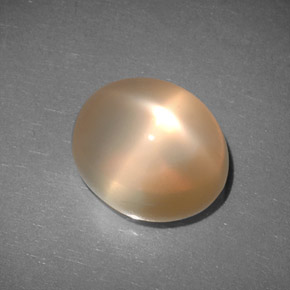 Pierre de lune étoilée orange naturelle transparent, 6,83 ct, transparent / translucide
