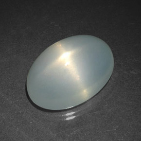 Pierre de lune étoilée blanc naturelle transparent, 9,84 ct, transparent / translucide