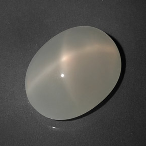 Pierre de lune étoilée blanc naturelle transparent, 7,39 ct, transparent / translucide