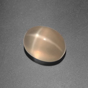 Pierre de lune étoilée orange naturelle coupe ovale, 3,33 ct, translucide