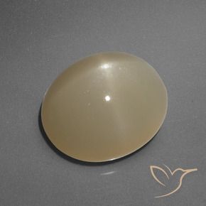 Pierre de lune étoilée Orange moyen-foncé naturelle ovale, 6.05 ct, Translucide